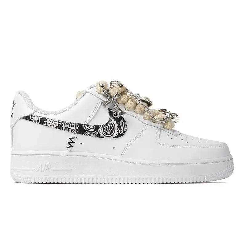 [Custom Men's low-top "Mandarin Duck" board shoes in black and white]Nike Air Force 1 07 Low-Top Skateboard Shoes Men's Black