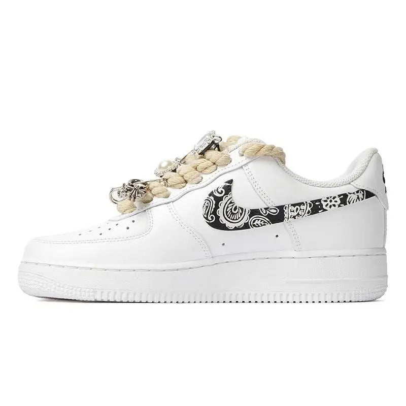 [Custom Men's low-top "Mandarin Duck" board shoes in black and white]Nike Air Force 1 07 Low-Top Skateboard Shoes Men's Black